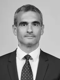 Jelencsik József