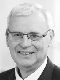 fénykép: parlament.hu Dr. Aradszki András