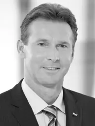 fénykép: parlament.hu Dr. Bohács Zsolt