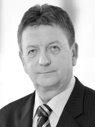 Dr. Czira Szabolcs