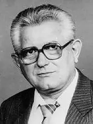 fénykép: parlament.hu Dr. Eke Károly
