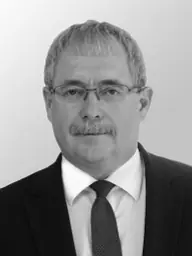 fénykép: parlament.hu Dr. Fazekas Sándor