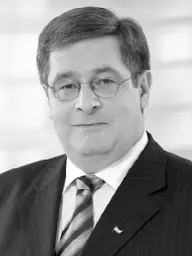 Dr. Heintz Tamás