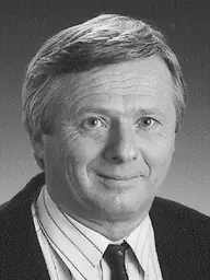 fénykép: parlament.hu Dr. Hatvani Zoltán