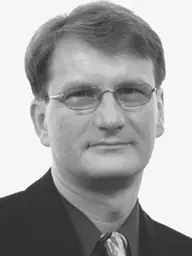 fénykép: parlament.hu Dr. Kozma József