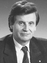 Dr. Lotz Károly