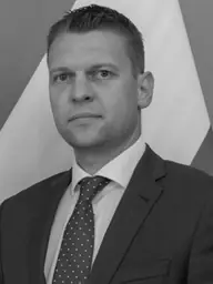 Menczer Tamás