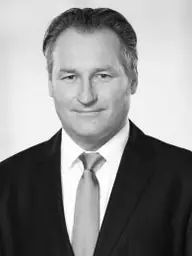 Dr. Papcsák Ferenc