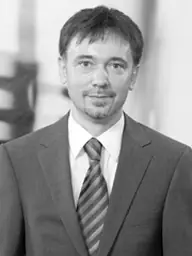 fénykép: parlament.hu Dr. Puskás Imre