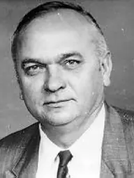 fénykép: parlament.hu Dr. Pánczél Gyula
