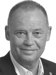 fénykép: parlament.hu Dr. Szanyi Tibor