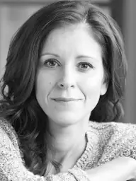 Dr. Szél Bernadett