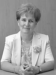 Tóth Tiborné dr.