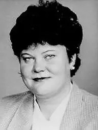 Dr. Ugrin Emese