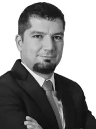 fénykép: parlament.hu Dr. Varga László