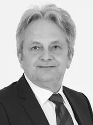 Vargha Tamás