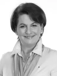 Dr. Varga-Damm Andrea