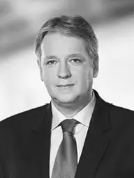 fénykép: parlament.hu Dr. Zombor Gábor