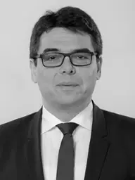 fénykép: parlament.hu Dr. Zsigmond Barna Pál